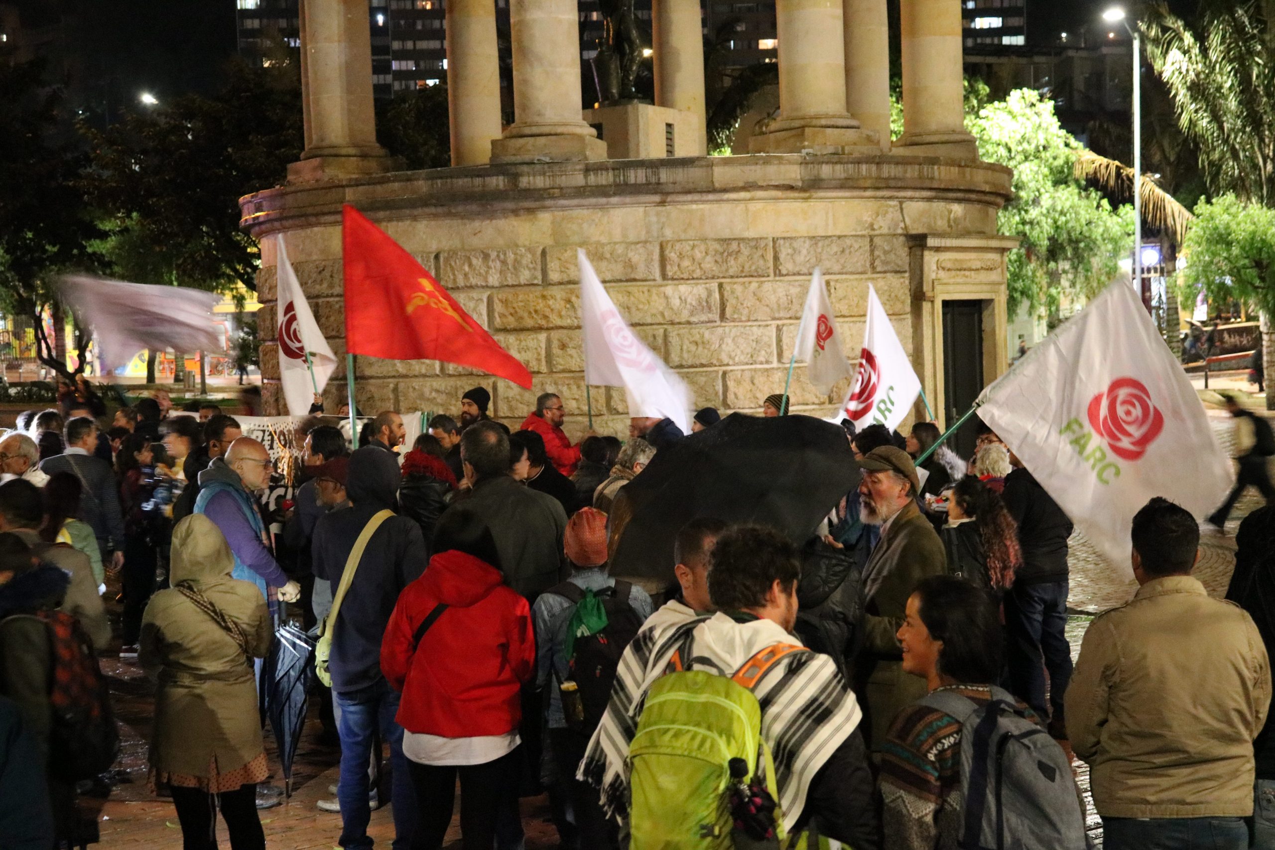grupo 2 scaled Cantos, cacerolas, luces y oraciones resonaron por la vida y contra las muertes de integrantes de FARC