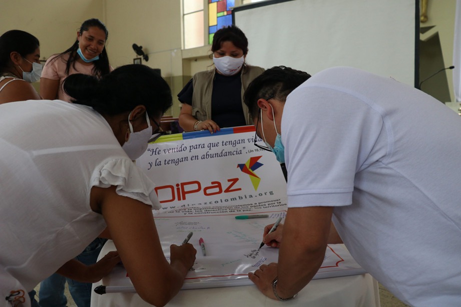 Cali pacto vida paz firma Presentación de los pactos por la vida y la paz del departamento del Cauca. DiPaz, siempre presente