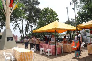 Puesto de Ciudad Paz en el mercado de San Antonio