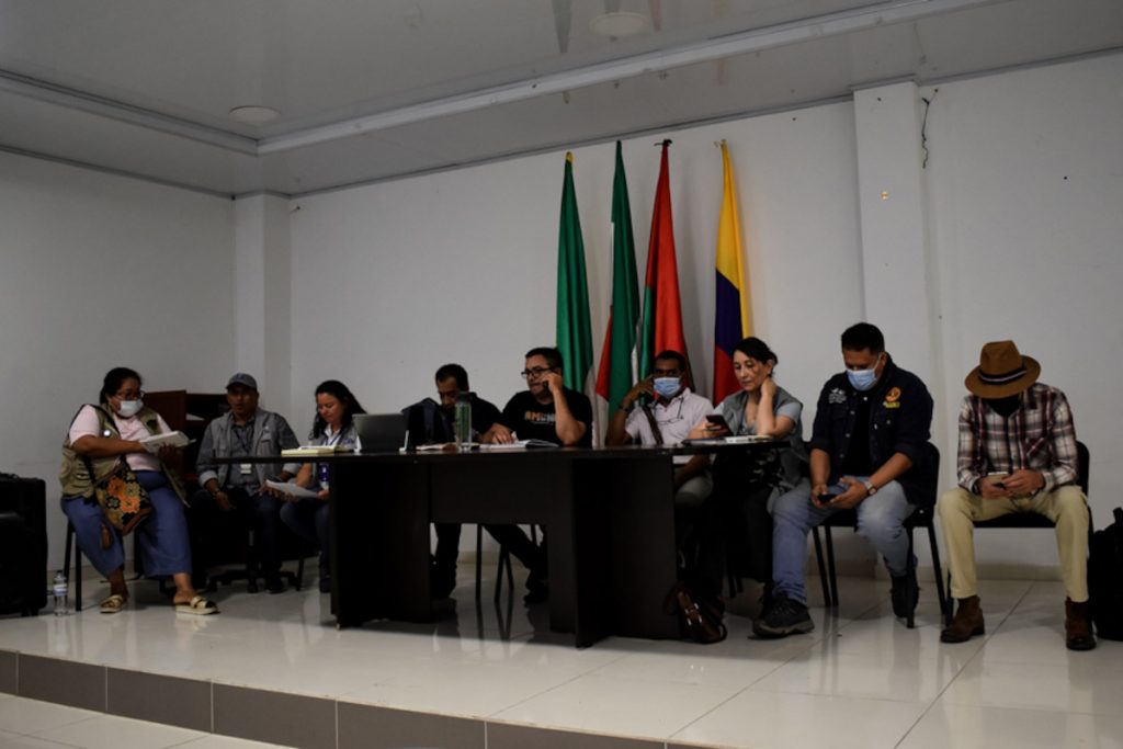 Araica caravana Avanza caravana humanitaria a Arauca por la vida, la paz y la permanencia en el territorio