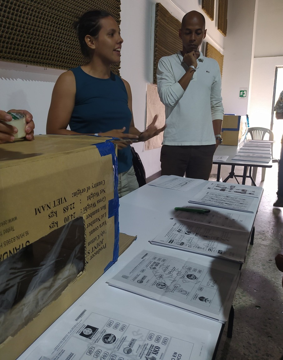 Cali encuentro paro7 ‘Sembremos la palabra, cosechemos la memoria’