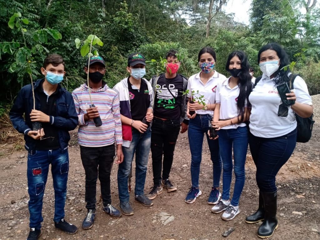 2 1 “El Mirador” con la mirada puesta en un futuro de paz