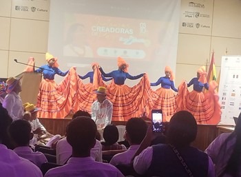 Imagen3 1 Encuentro “Jóvenes PAZeando a través del arte”